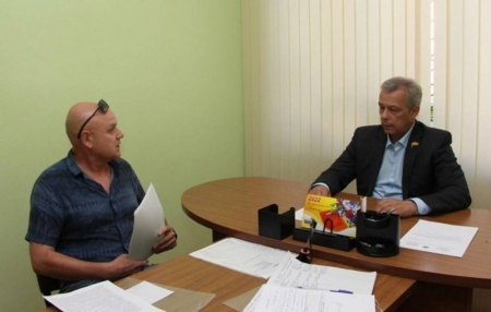 В обращениях – жилье и благоустройство
